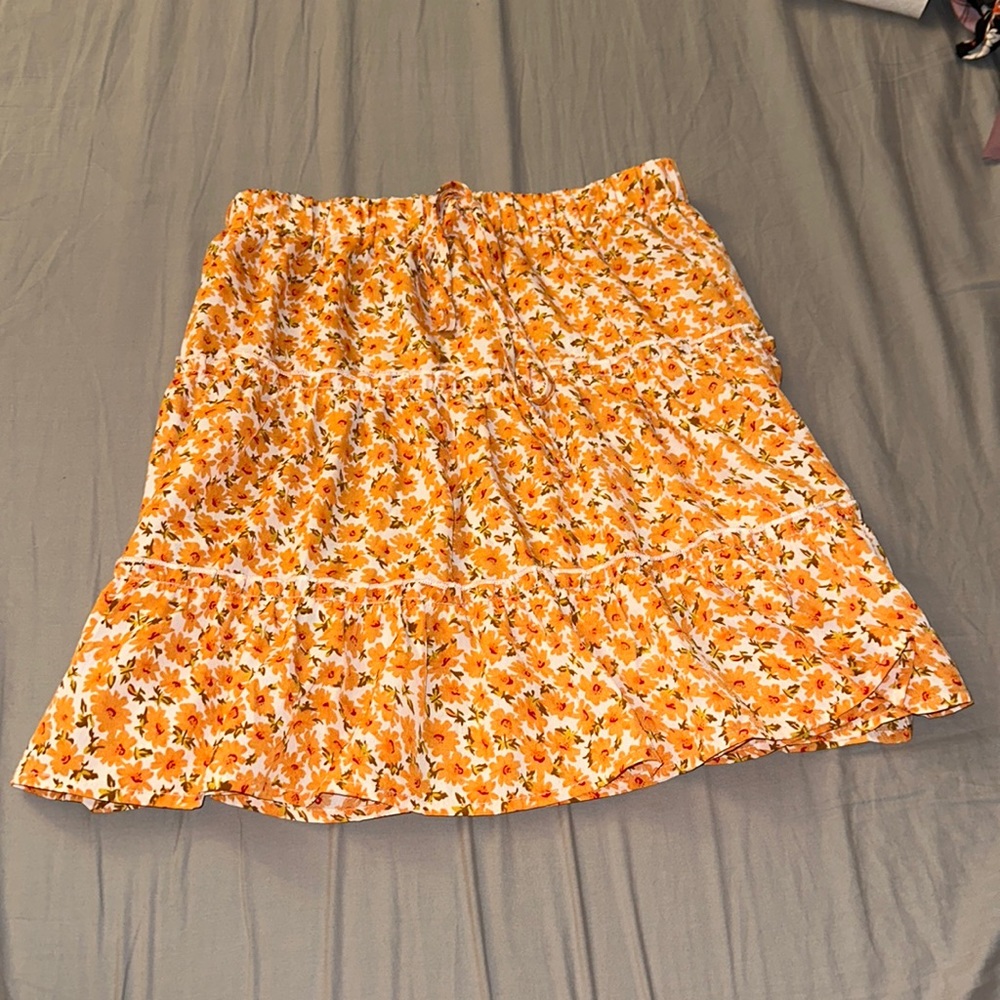 SHEIN Floral Mid Skirt